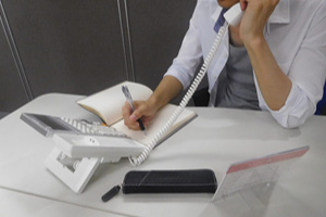聞き逃しはもうしない！？―ボイスメール機能を使った電話対応向上術